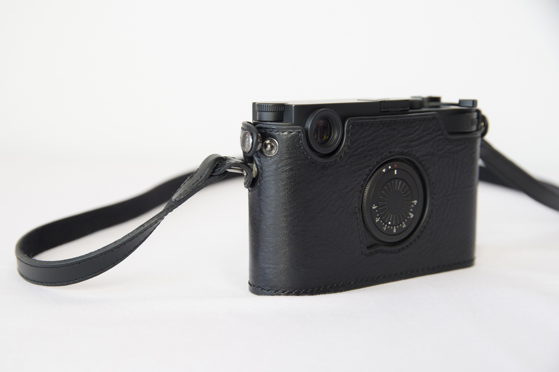 Leica M10-Dレビュー08 ＜ケースについて＞